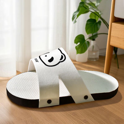 New Arrival Slipper Shape Cat Scratcher Scratching Board for Indoor Kittens Corrugated Scratch Board for Cat Grinding Claws